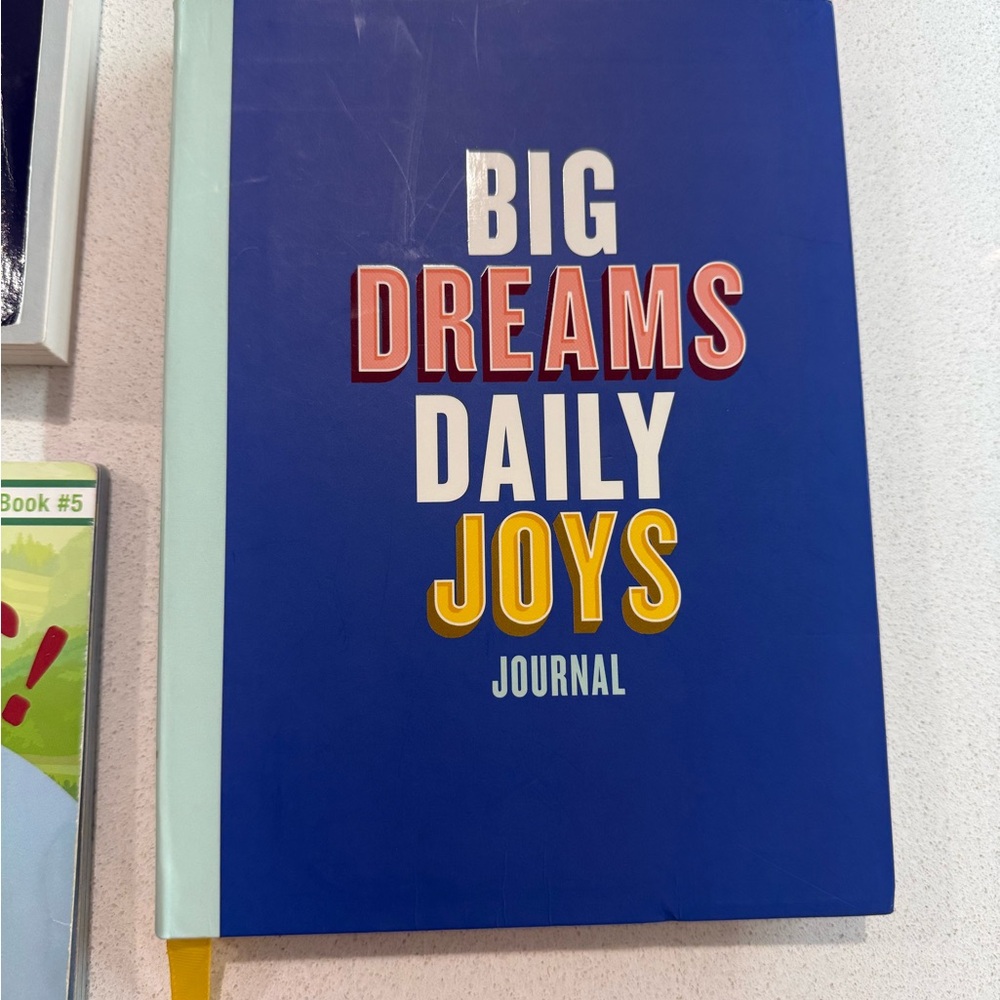 Colorful Book Collection - Picture 6 of 6